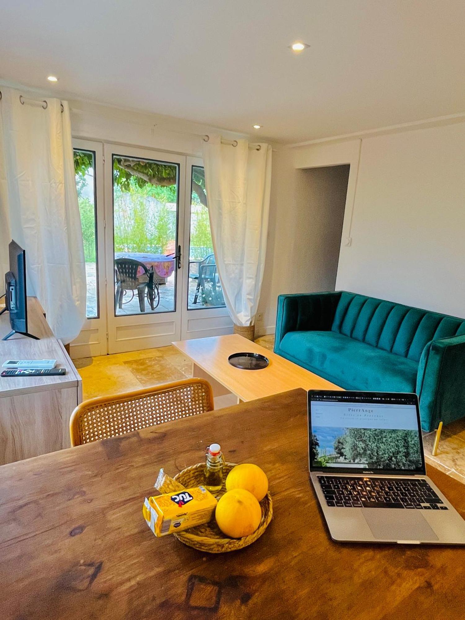 Ferienwohnung Pierrange Grillon Exterior foto